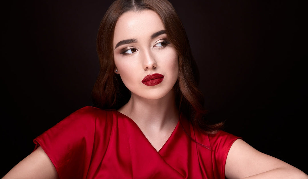 Machiaj cu ruj rosu: Cum sa creezi un look elegant si indraznet