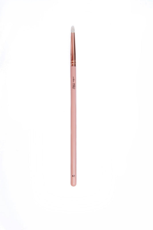 Pensula 42 conica detaliu Pro Essentials Urban Miuz