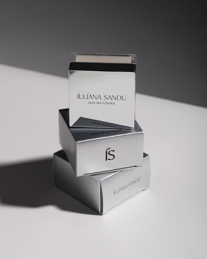 Pudra de fixare translucida Blur Silk Powder IULIANA SANDU