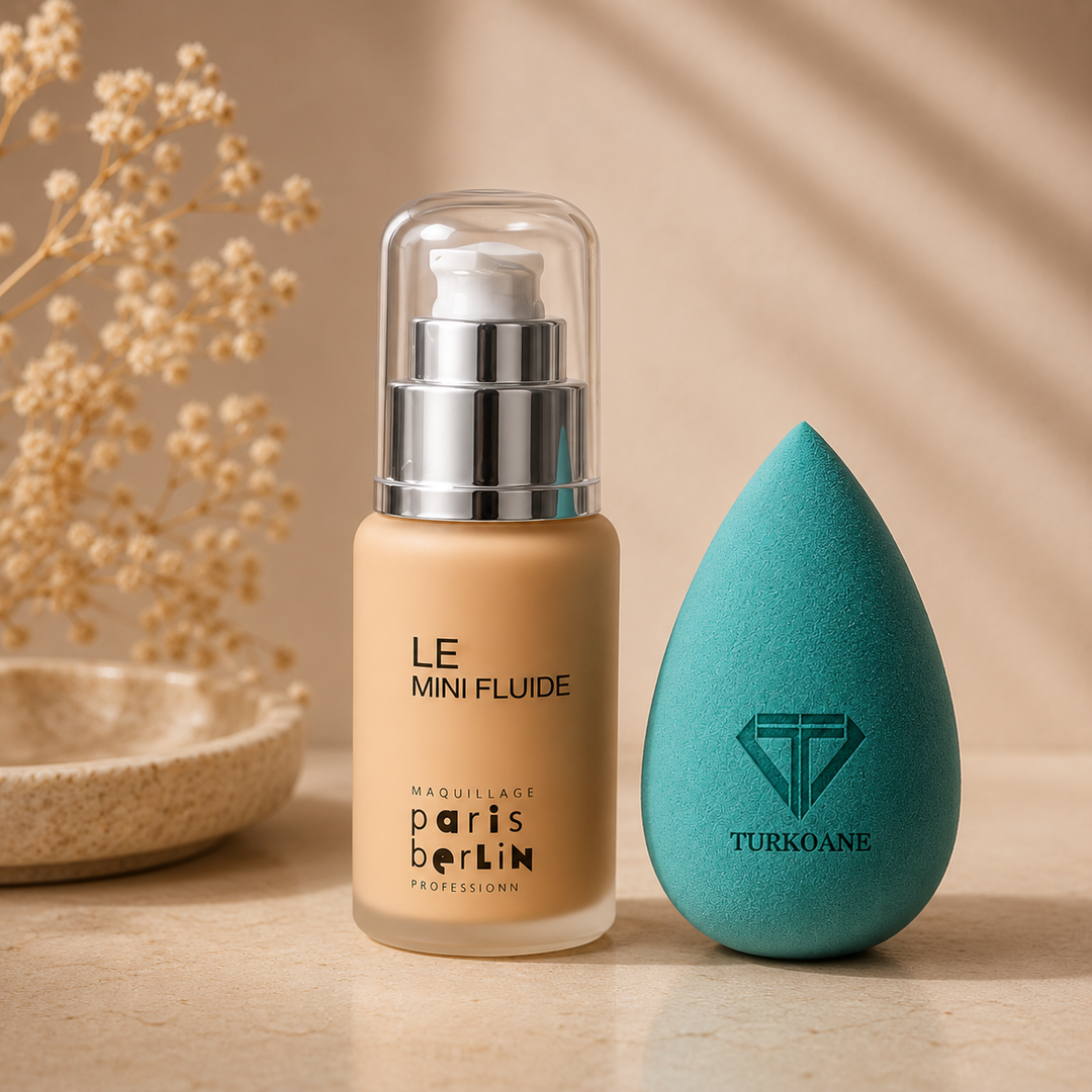 Set fond de ten Le Mini Fluid Paris Berlin cu buretelul Green Beauty Blender Turkoane
