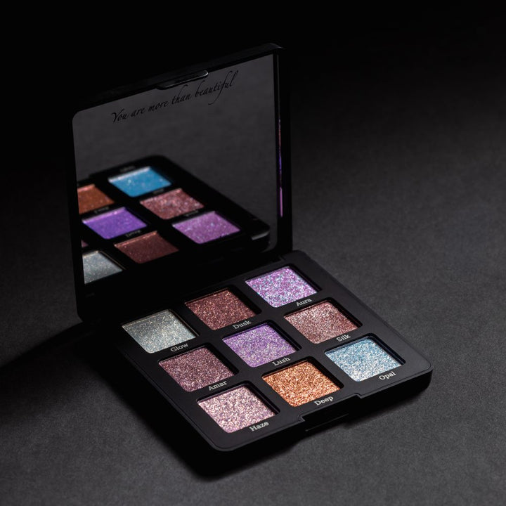 Paleta de farduri Affluence VIP Professional